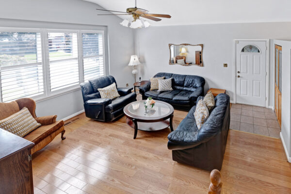 84-Pandora-Circle-Toronto-Web-Salisbury-21