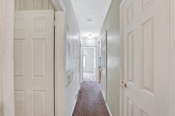 84-Pandora-Circle-Toronto-Web-Salisbury-29