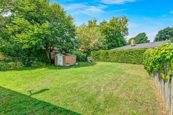 84-Pandora-Circle-Toronto-Web-Salisbury-39