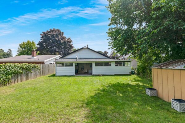 84-Pandora-Circle-Toronto-Web-Salisbury-46