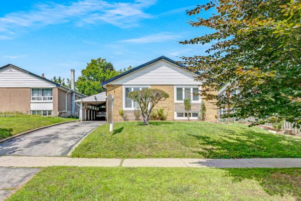 84-Pandora-Circle-Toronto-Web-Salisbury-5