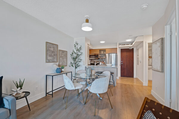 18-Harrison-Garden-Boulevard-#806-Toronto-Web-Salisbury-11