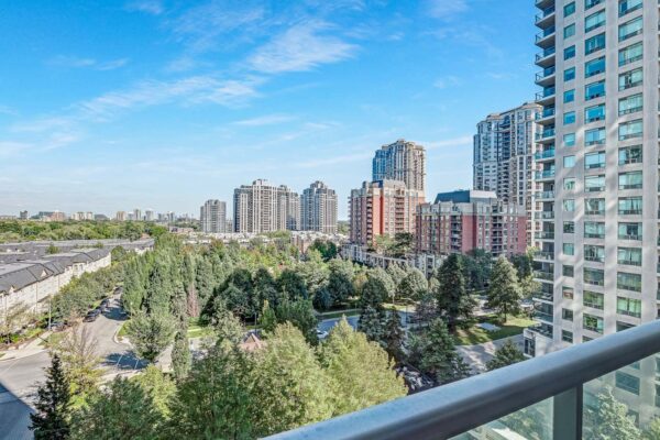 18-Harrison-Garden-Boulevard-#806-Toronto-Web-Salisbury-27