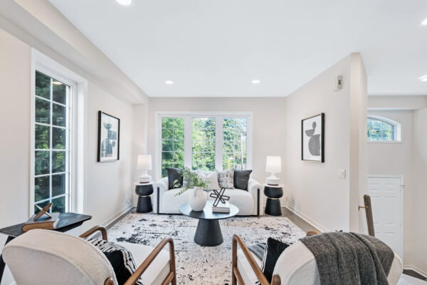 187-Hollywood-Avenue-Toronto-Web-Salisbury-12