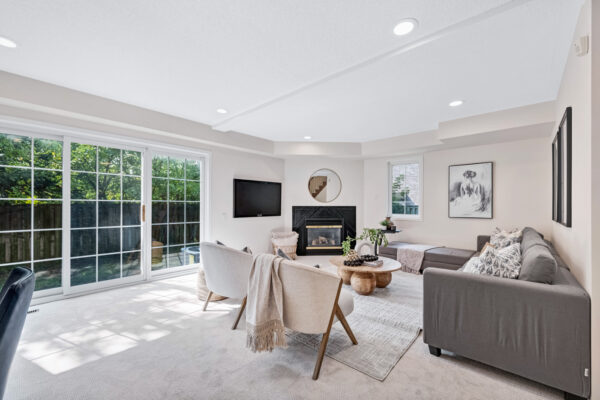 187-Hollywood-Avenue-Toronto-Web-Salisbury-42