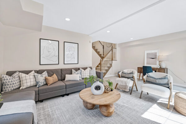 187-Hollywood-Avenue-Toronto-Web-Salisbury-45