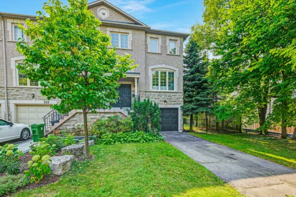187-Hollywood-Avenue-Toronto-Web-Salisbury-6
