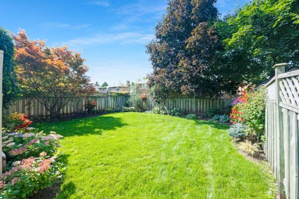 20-Bayberry-Street-Stouffville-Web-Salisbury-51