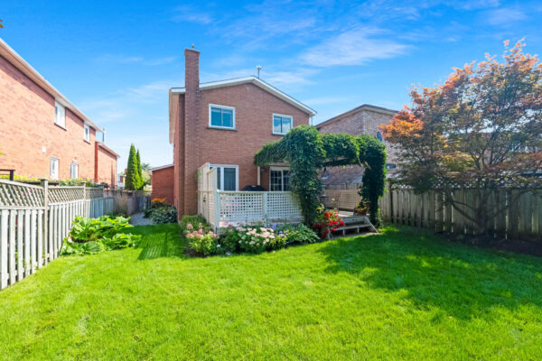 20-Bayberry-Street-Stouffville-Web-Salisbury-52