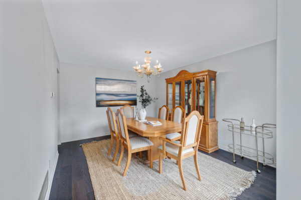2050-Eighth-Line-Oakville-Web-Salisbury-24