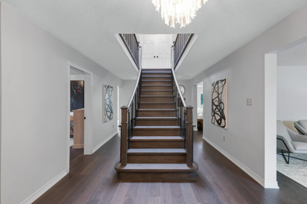 2050-Eighth-Line-Oakville-Web-Salisbury-30