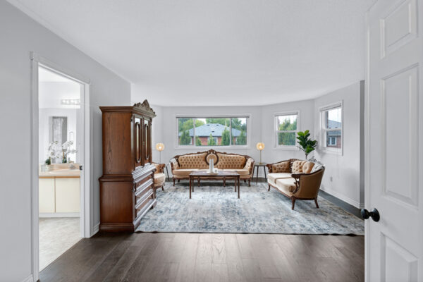 2050-Eighth-Line-Oakville-Web-Salisbury-32