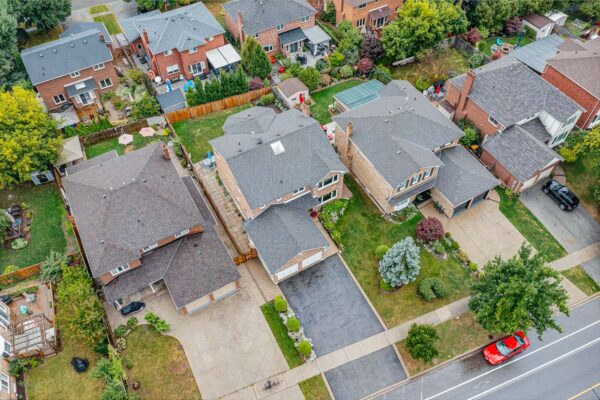 2050-Eighth-Line-Oakville-Web-Salisbury-4