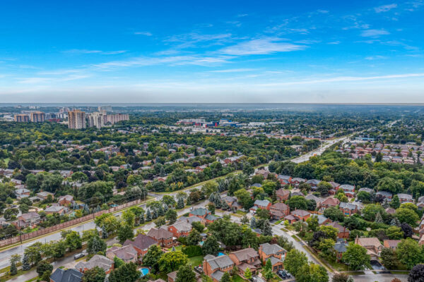 2050-Eighth-Line-Oakville-Web-Salisbury-58