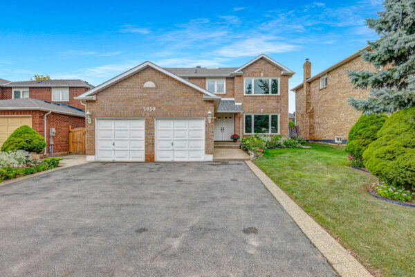 2050-Eighth-Line-Oakville-Web-Salisbury-7