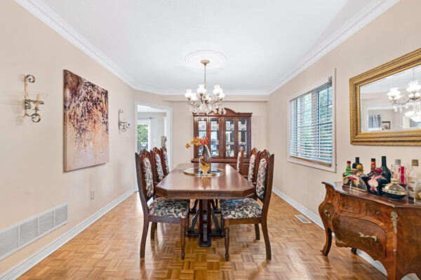 267-Avdell-Avenue-Vaughan-Web-Salisbury-10