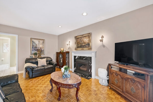 267-Avdell-Avenue-Vaughan-Web-Salisbury-24