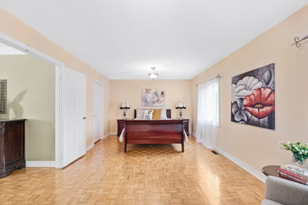 267-Avdell-Avenue-Vaughan-Web-Salisbury-30