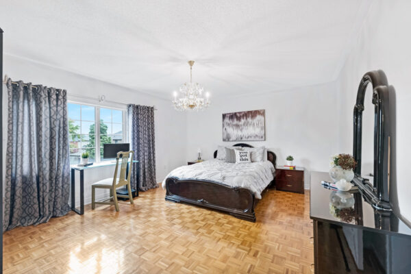 267-Avdell-Avenue-Vaughan-Web-Salisbury-36