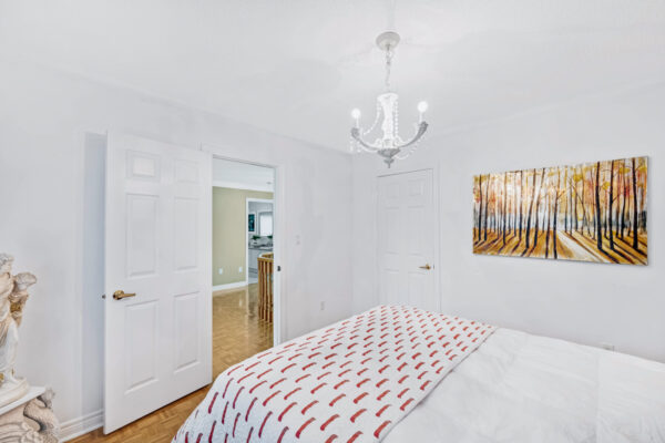 267-Avdell-Avenue-Vaughan-Web-Salisbury-40