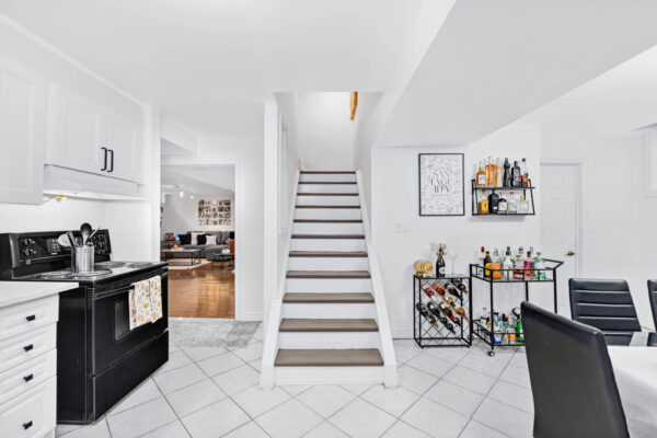 267-Avdell-Avenue-Vaughan-Web-Salisbury-43