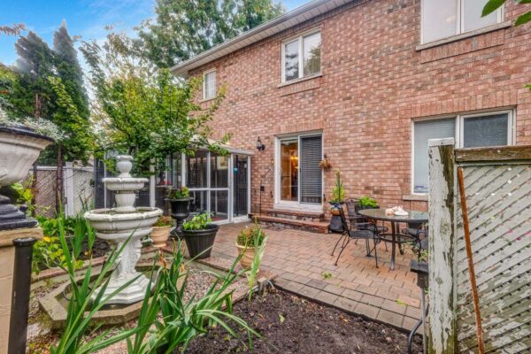 267-Avdell-Avenue-Vaughan-Web-Salisbury-60