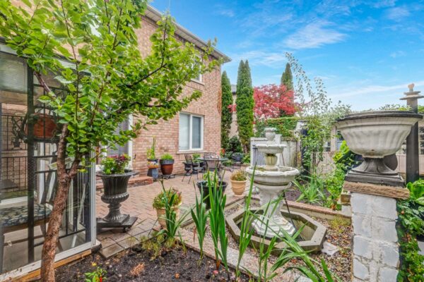 267-Avdell-Avenue-Vaughan-Web-Salisbury-61
