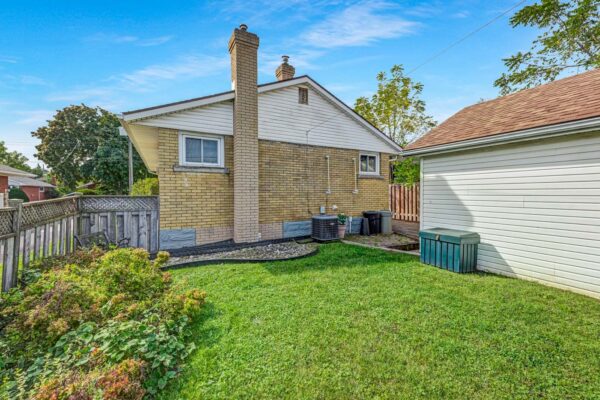 47-Enfield-Avenue-Hamilton-Web-Salisbury-45