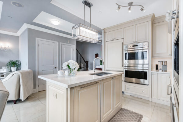 4700-Highway-7-#705-Vaughan-Web-Salisbury-10