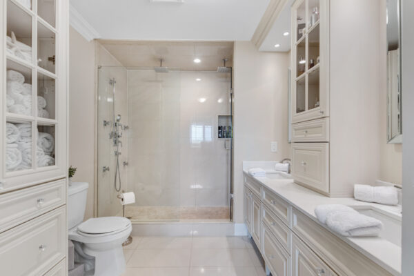 4700-Highway-7-#705-Vaughan-Web-Salisbury-30