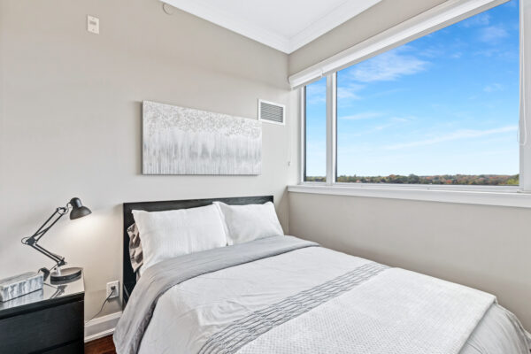 4700-Highway-7-#705-Vaughan-Web-Salisbury-38