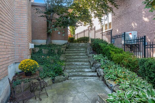 61-Alpha-Court-Vaughan-Exterior-Web-Salisbury-12