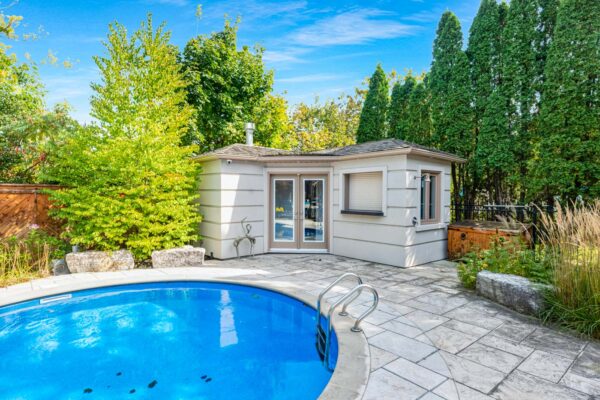61-Alpha-Court-Vaughan-Exterior-Web-Salisbury-22