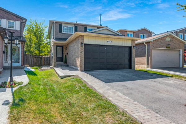 6962-Harris-Road-Mississauga-Web-Salisbury-6