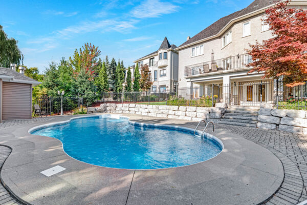76-Deerchase-Circle-Vaughan-Exterior-Web-Salisbury-26