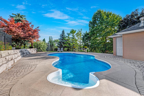 76-Deerchase-Circle-Vaughan-Exterior-Web-Salisbury-28