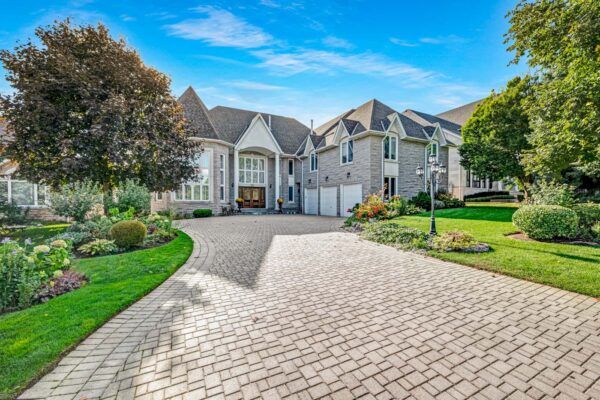 76-Deerchase-Circle-Vaughan-Exterior-Web-Salisbury-6
