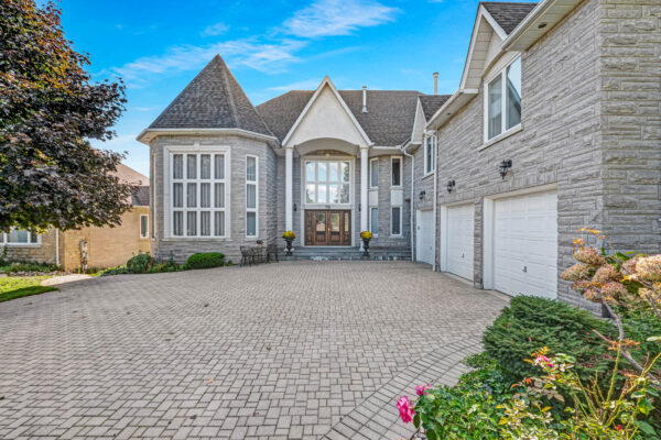 76-Deerchase-Circle-Vaughan-Exterior-Web-Salisbury-7