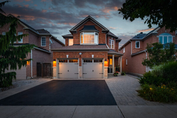 83-Aloe-Avenue-Richmond-Hill-Twilight-Web-Salisbury-1