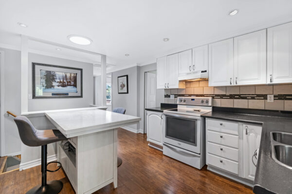 891-Lake-Drive-East-Georgina-Web-Salisbury-16