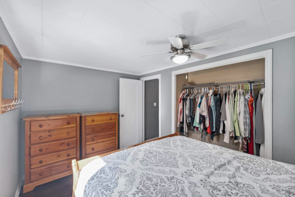 891-Lake-Drive-East-Georgina-Web-Salisbury-21