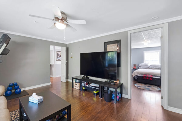 891-Lake-Drive-East-Georgina-Web-Salisbury-25