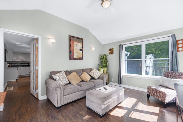 891-Lake-Drive-East-Georgina-Web-Salisbury-33