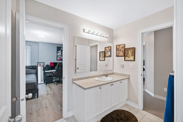 9-Wyndham-Circle-Georgina-Web-Salisbury-43