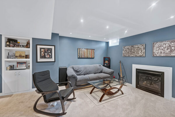 9-Wyndham-Circle-Georgina-Web-Salisbury-51