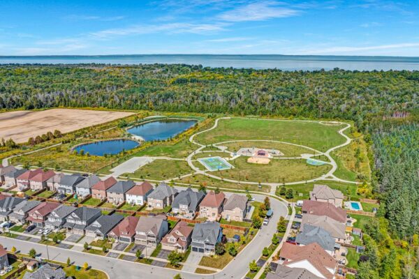 9-Wyndham-Circle-Georgina-Web-Salisbury-66