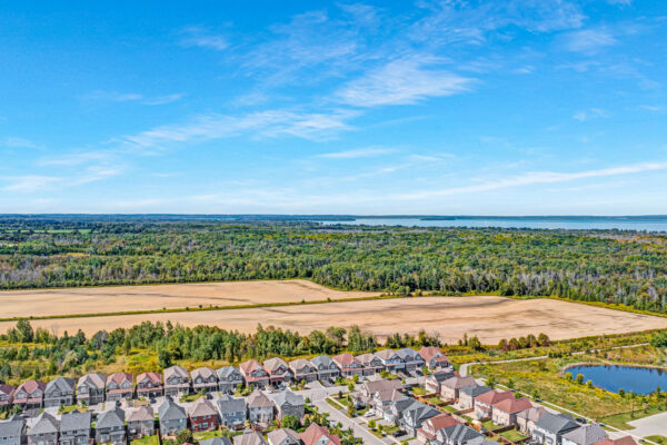 9-Wyndham-Circle-Georgina-Web-Salisbury-69