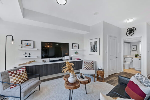 900-Mount-Pleasant-Road-#622-Toronto-Web-Salisbury-15