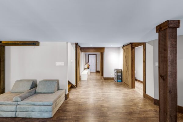 962-Booth-Avenue-Innisfil-Web-Salisbury-58