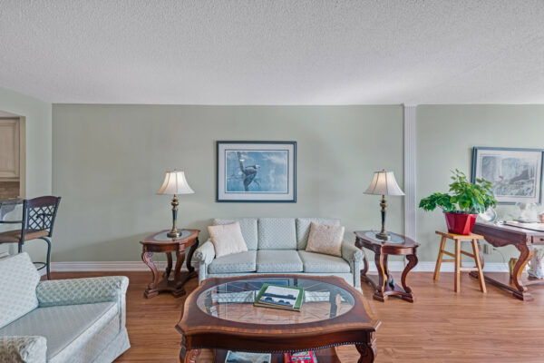 100-Observatory-Lane-#414-Richmond-Hill-Web-Salisbury-16